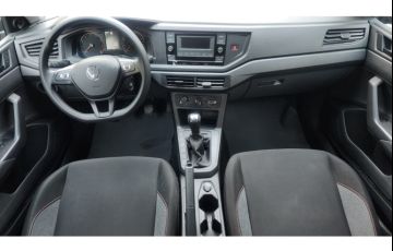 Volkswagen Polo 1.0 MPi Track Manual - Foto #9
