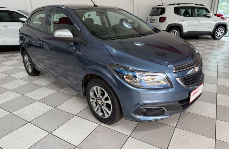 Chevrolet Onix 1.0 Loolapalooza SPE/4 - Foto #2