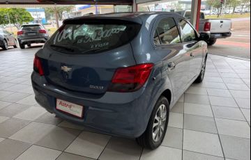 Chevrolet Onix 1.0 Loolapalooza SPE/4 - Foto #8