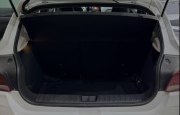 Chevrolet Onix 1.0 LT - Foto #9