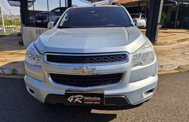 Chevrolet S10 2.4 LT 4x2 CD 8v - Foto #2