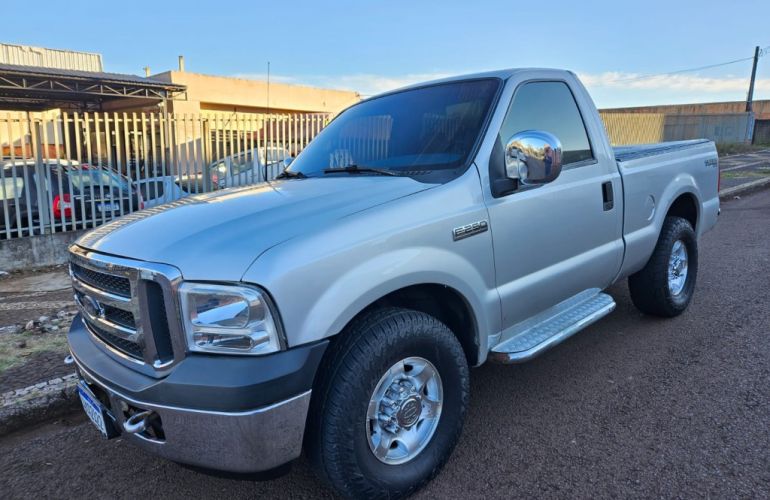 Ford F-250 XL 4x2 3.9 (Cab Simples) - Foto #9