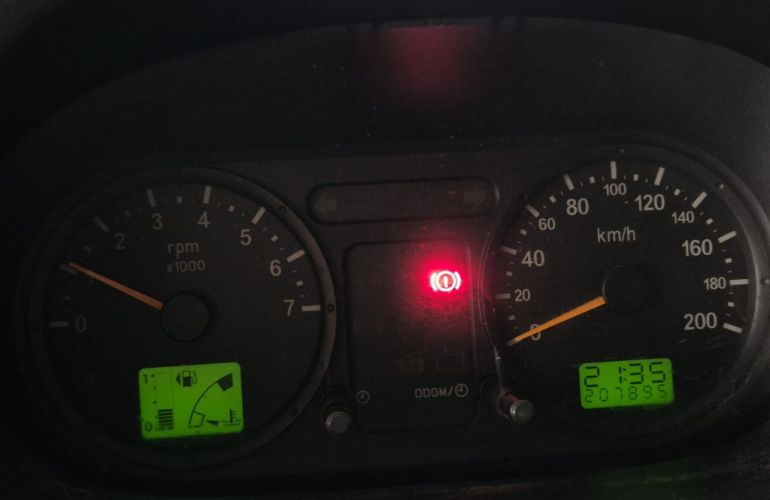 Ford Fiesta Hatch 1.0 - Foto #10