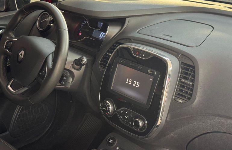 Renault Captur Intense 1.6 16V Flex 5p Aut - Foto #8