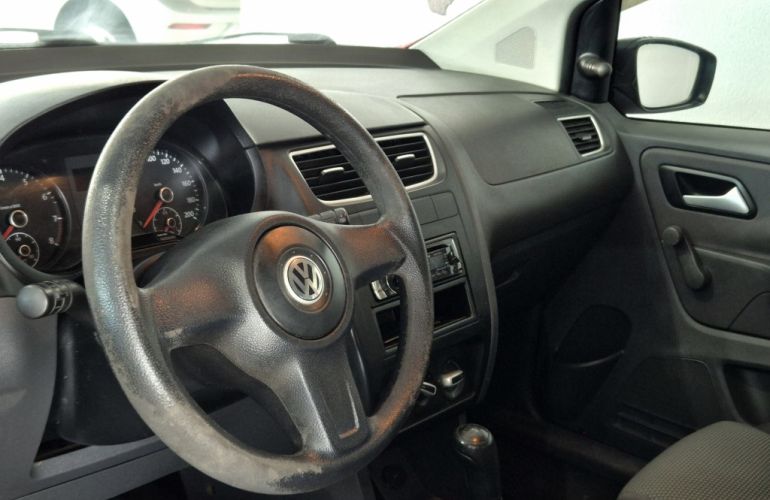 Volkswagen Fox 1.0 8V (Flex) 2p - Foto #5