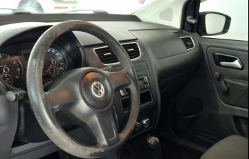 Volkswagen Fox 1.0 8V (Flex) 2p - Foto #5