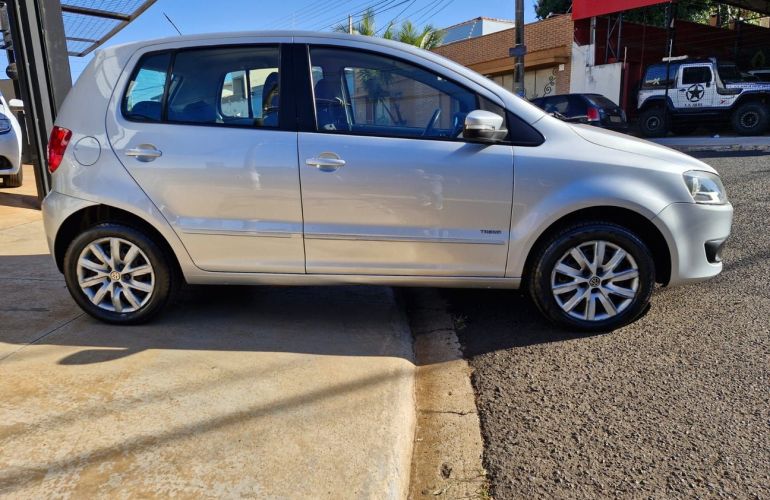 Volkswagen Fox 1.6 Mi 8v - Foto #4
