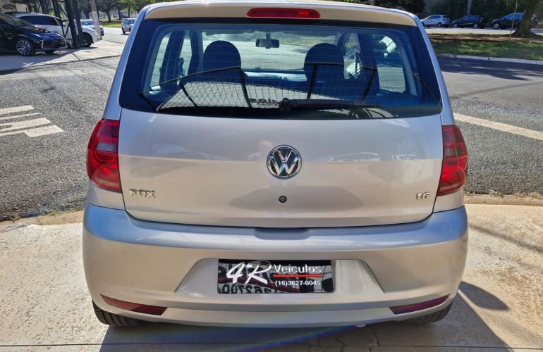 Volkswagen Fox 1.6 Mi 8v - Foto #6