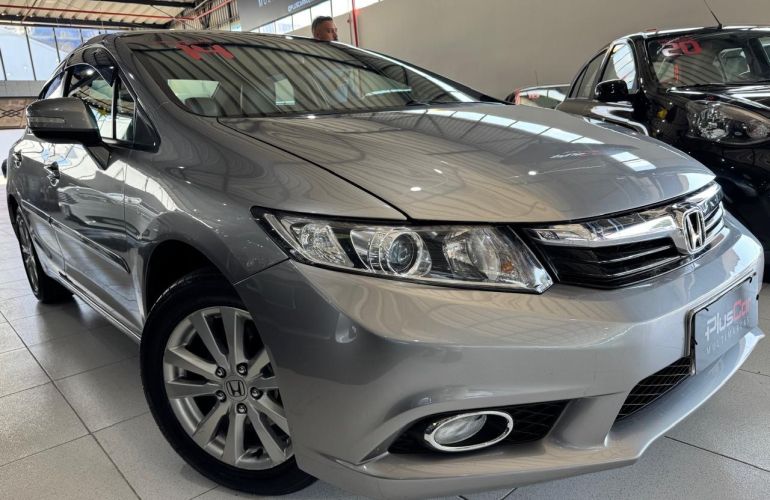 Honda Civic 2.0 LXR 16v - Foto #2
