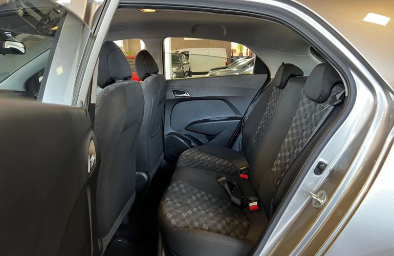 Hyundai Hb20 1.6 Comfort Plus 16v - Foto #9