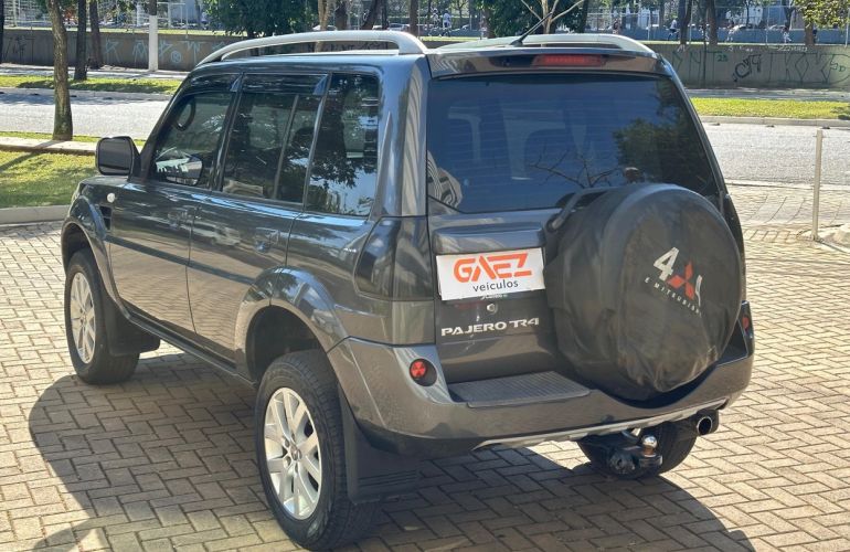 Mitsubishi Pajero Tr4 2.0 4x4 16v - Foto #3