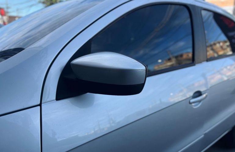 Volkswagen Voyage 1.6 Mi 8V Flex 4p Manual - Foto #7
