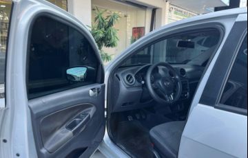 Volkswagen Voyage 1.6 Mi 8V Flex 4p Manual - Foto #10