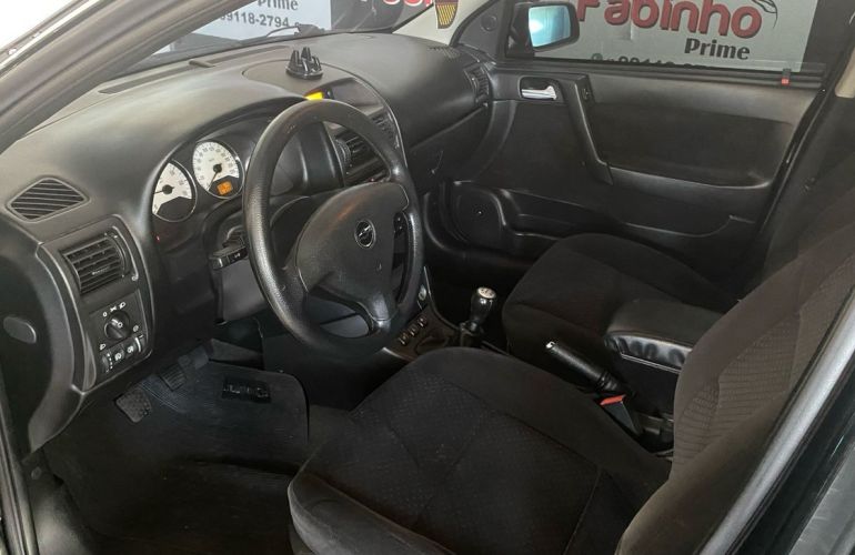 Chevrolet Astra 2.0 MPFi Advantage Sedan 8v - Foto #7