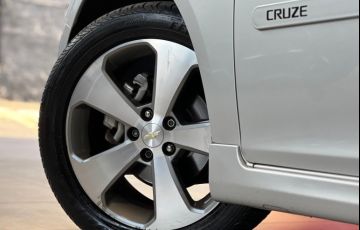 Chevrolet Cruze 1.8 LT Sport6 16v - Foto #9