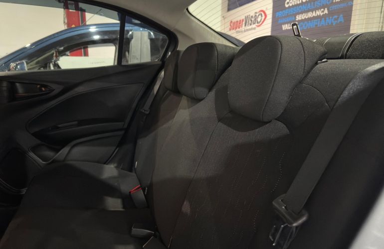 Fiat Cronos 1.0 Firefly Drive - Foto #8
