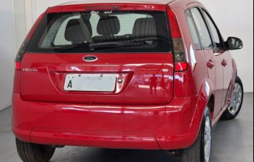 Ford Fiesta Hatch Class 1.6 (Flex) - Foto #5