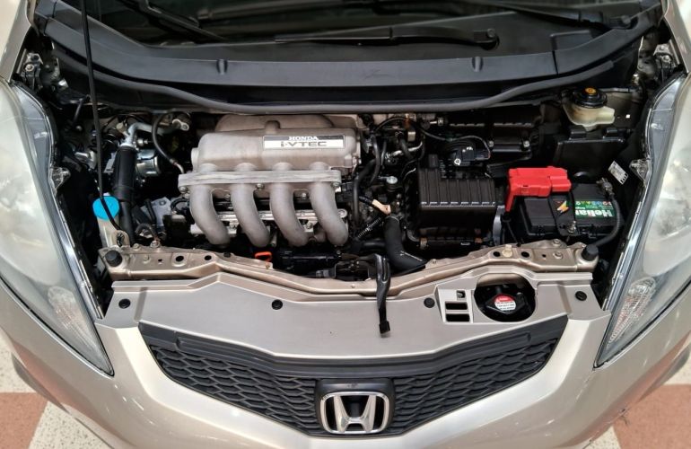 Honda Fit 1.5 EX 16v - Foto #9