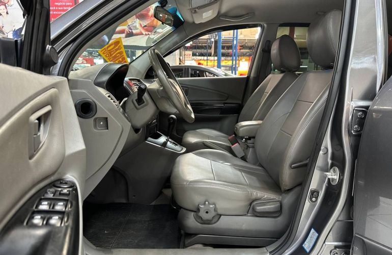 Hyundai Tucson 2.0 MPFi GLS 16V 143cv 2wd - Foto #6