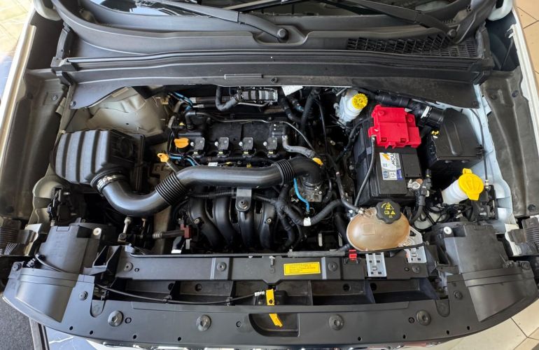 Jeep Renegade 1.8 16v - Foto #8