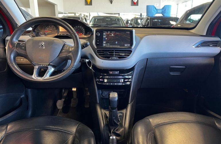 Peugeot 208 1.5 Active Pack 8v - Foto #5
