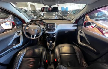 Peugeot 208 1.5 Active Pack 8v - Foto #7