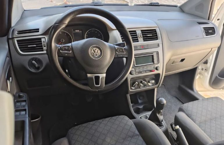 Volkswagen Fox Comfortline 1.6 MSI (Flex) - Foto #4