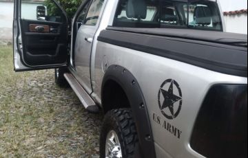 Dodge Ram 6.7 4x4 Laramie - Foto #5