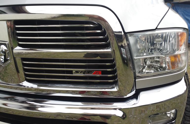 Dodge Ram 6.7 4x4 Laramie - Foto #9