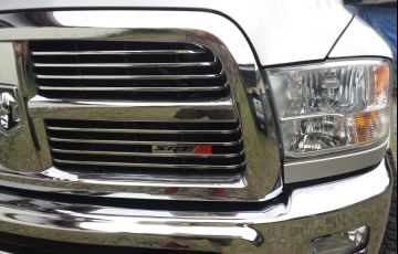 Dodge Ram 6.7 4x4 Laramie - Foto #9
