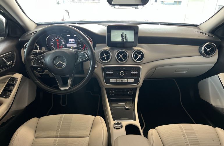Mercedes-Benz Gla 200 1.6 Cgi Advance 16V Turbo - Foto #5