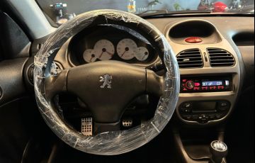 Peugeot 206 1.4 Presence 8V Flex 2p Manual - Foto #6