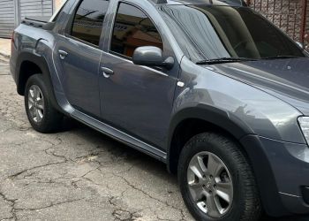 Renault Duster Oroch 2.0 16V Dynamique (Aut) (Flex) - Foto #3