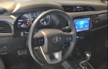 Toyota Hilux 2.8 D-4d Turbo CD Srv 4x4 - Foto #7