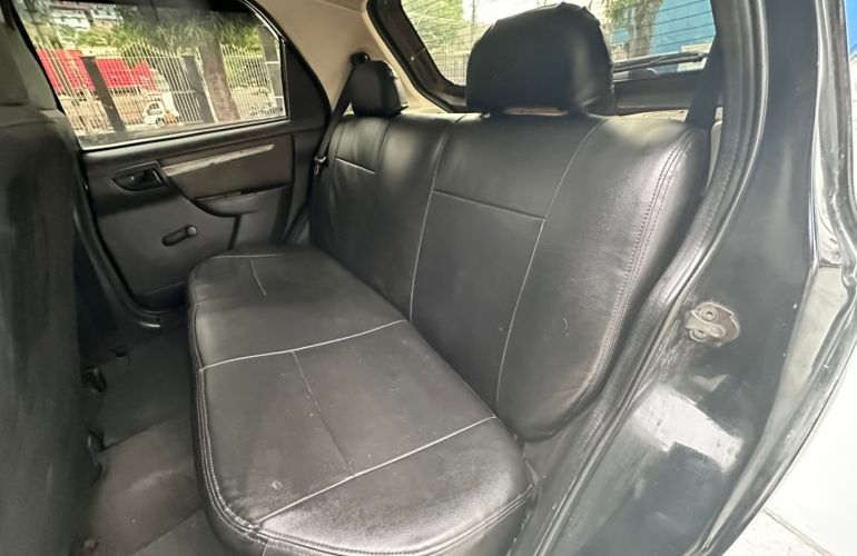 Chevrolet Celta 1.0 MPFi LS 8V Flex 4p Manual - Foto #10