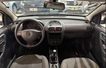 Chevrolet Corsa 1.0 MPFi Joy 8v - Foto #8
