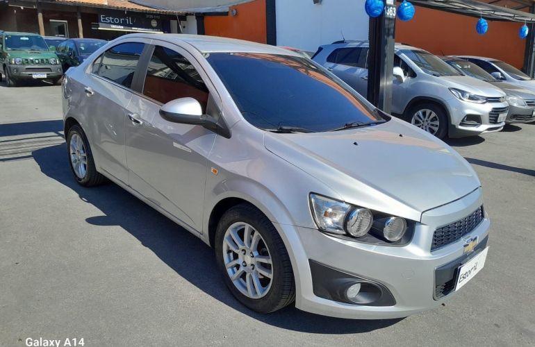Chevrolet Sonic 1.6 LTZ Sedan 16v - Foto #4