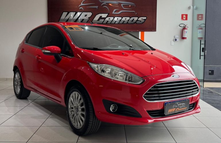 Ford Fiesta 1.0 EcoBoost Titanium Plus Hatch 12v - Foto #1