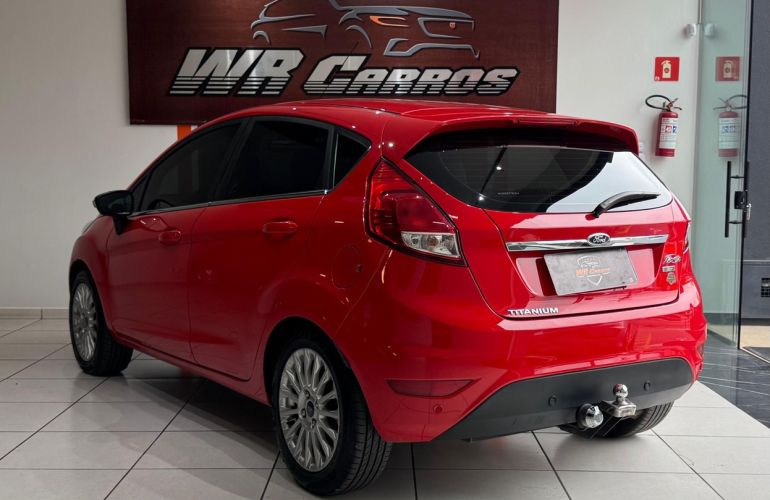 Ford Fiesta 1.0 EcoBoost Titanium Plus Hatch 12v - Foto #3
