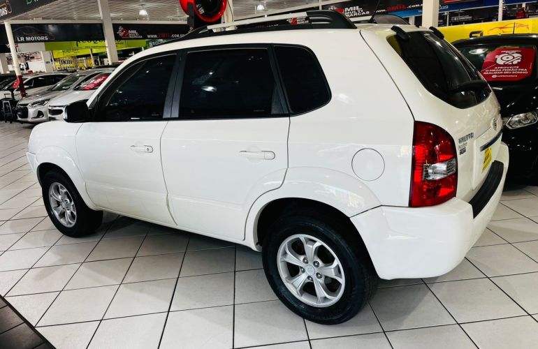 Hyundai Tucson 2.0 MPFi GLS 16V 143cv 2wd - Foto #4
