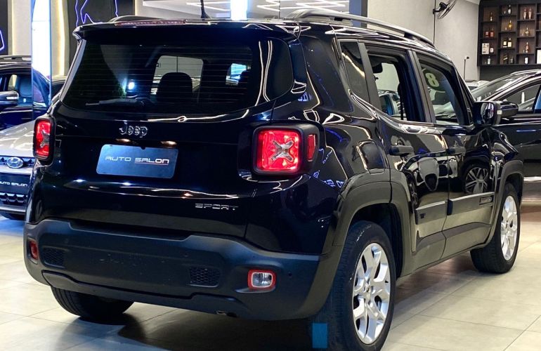 Jeep Renegade 1.8 16V Sport - Foto #4