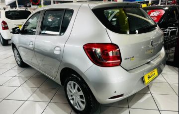 Renault Sandero 1.6 Expression 8v - Foto #6
