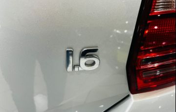 Renault Sandero 1.6 Expression 8v - Foto #7