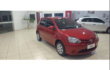 Toyota Etios XS 1.5 (Flex) (Aut) - Foto #2