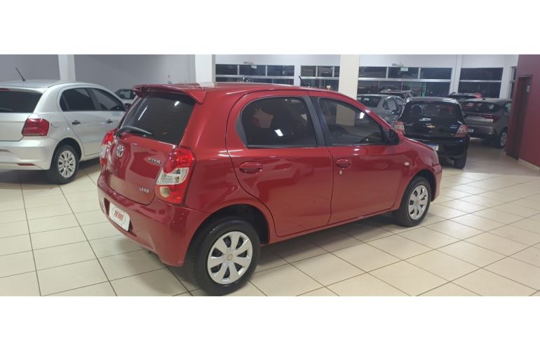 Toyota Etios XS 1.5 (Flex) (Aut) - Foto #3