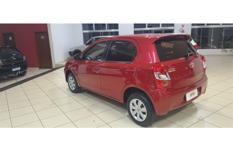 Toyota Etios XS 1.5 (Flex) (Aut) - Foto #4