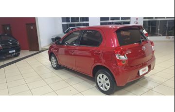 Toyota Etios XS 1.5 (Flex) (Aut) - Foto #4