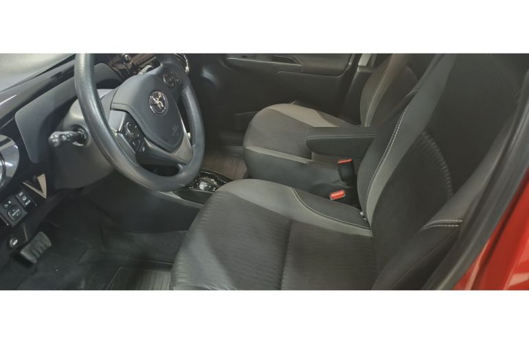 Toyota Etios XS 1.5 (Flex) (Aut) - Foto #5