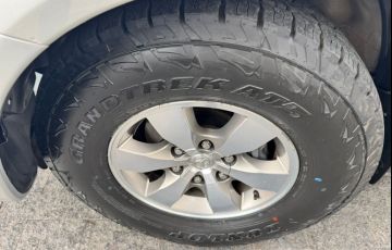 Toyota Hilux SW4 SRV 4x4 3.0 Turbo  (aut) - Foto #3
