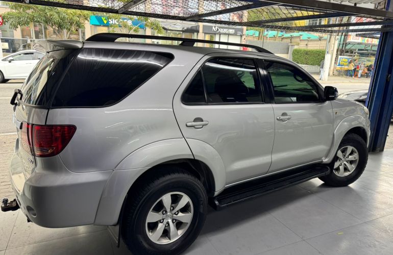 Toyota Hilux SW4 SRV 4x4 3.0 Turbo  (aut) - Foto #10
